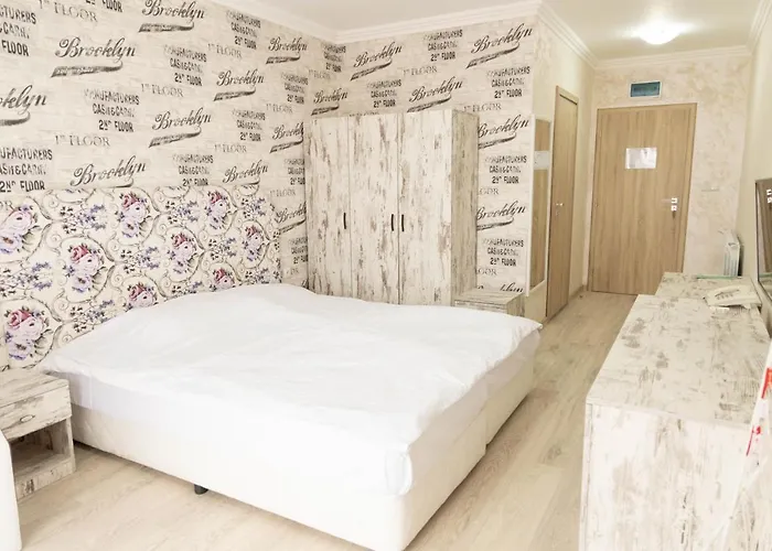 מלון семеен прованс אהלוי