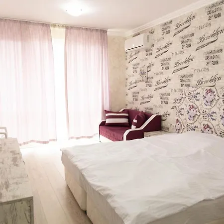 семеен прованс Hotel Acheloj