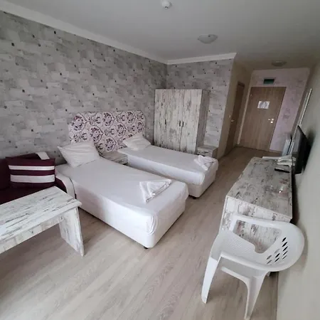 Hotel семеен прованс Aheloy