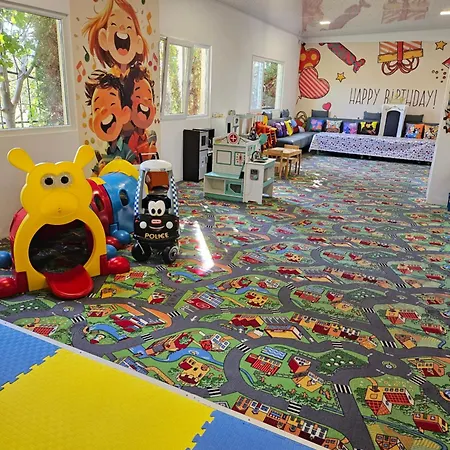 семеен прованс Hotel Acheloj